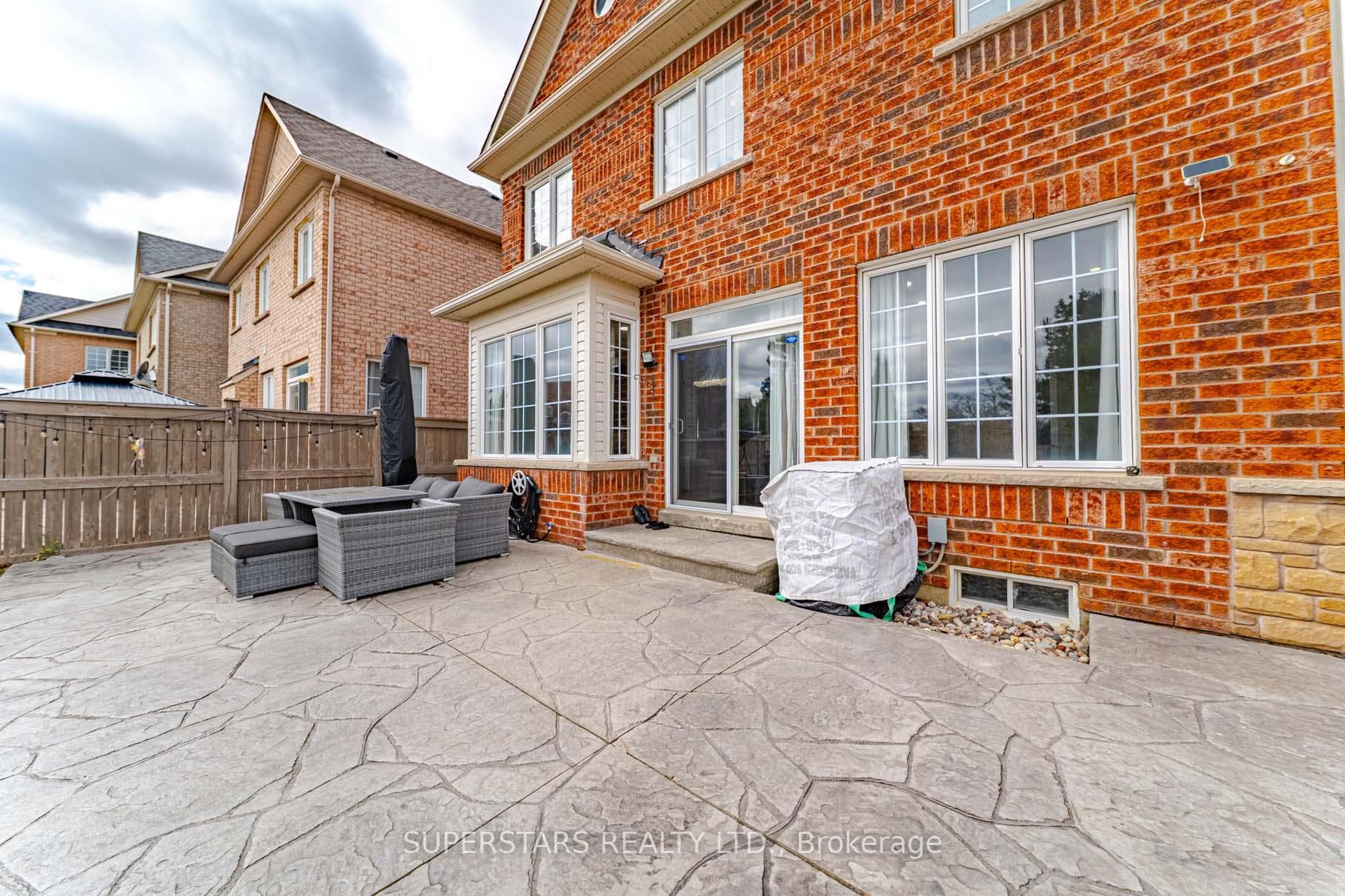 704 Millard Street photo 37