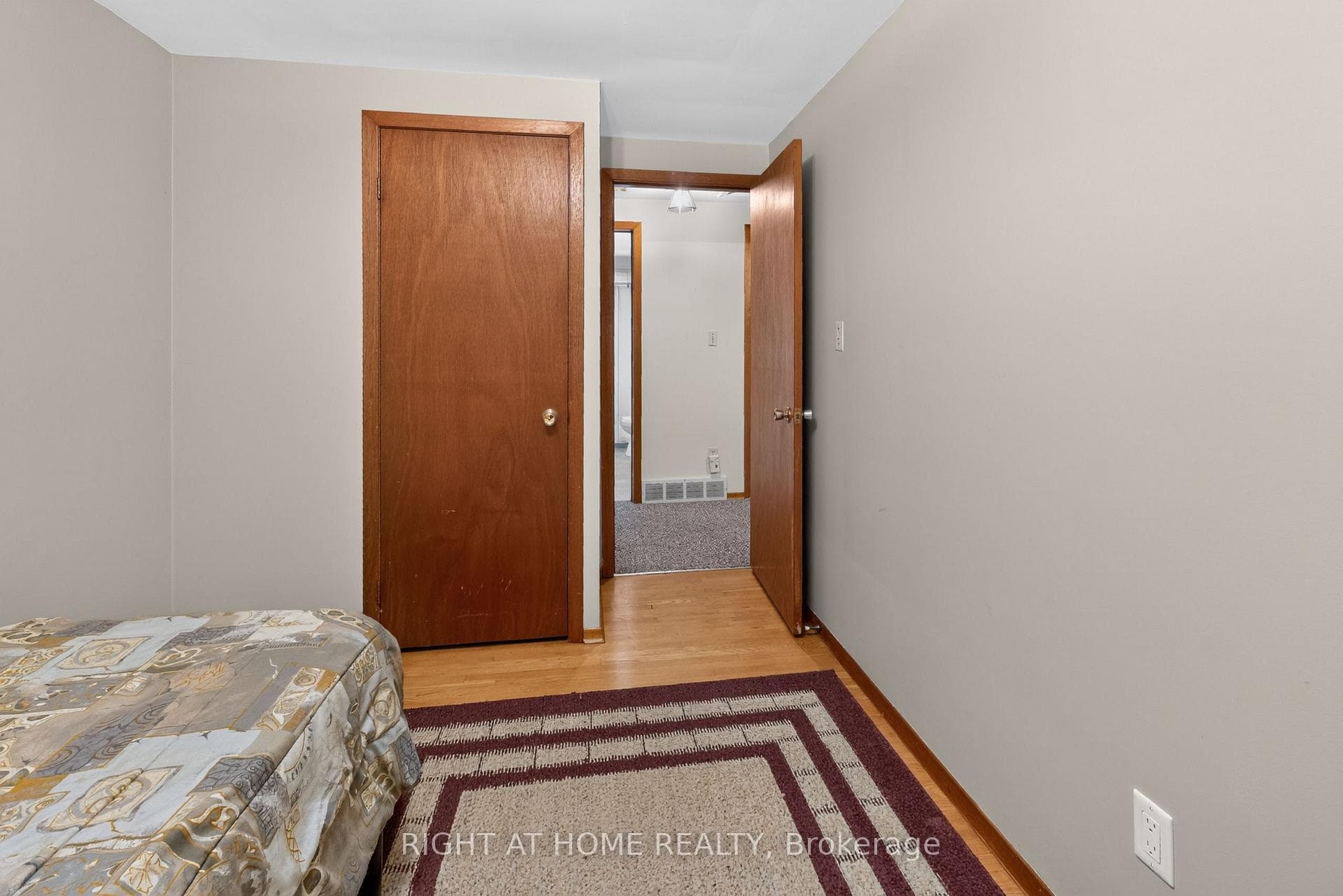 49 Locke Avenue photo 15