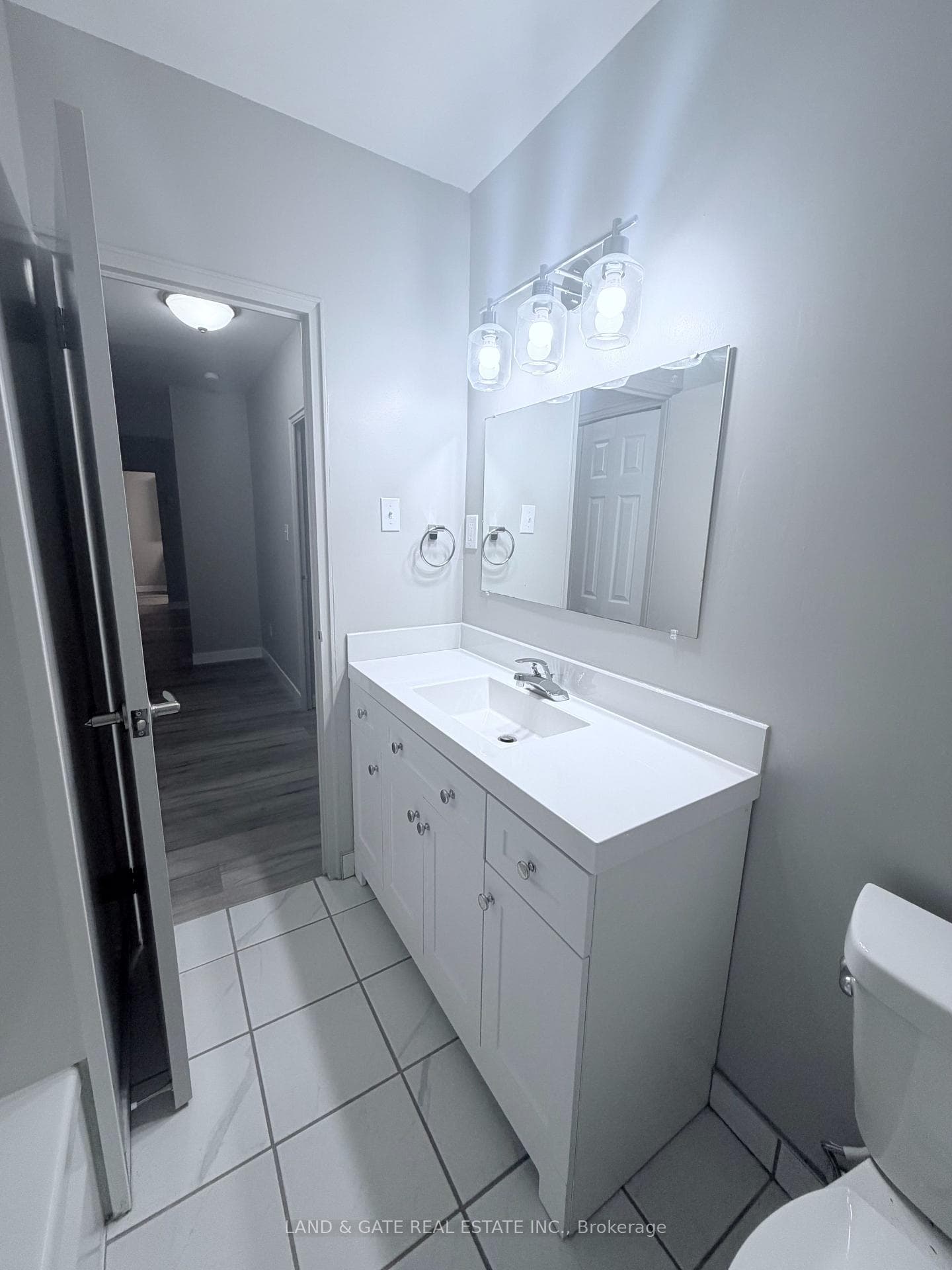 330 Gibb Street Unit 111 photo 8