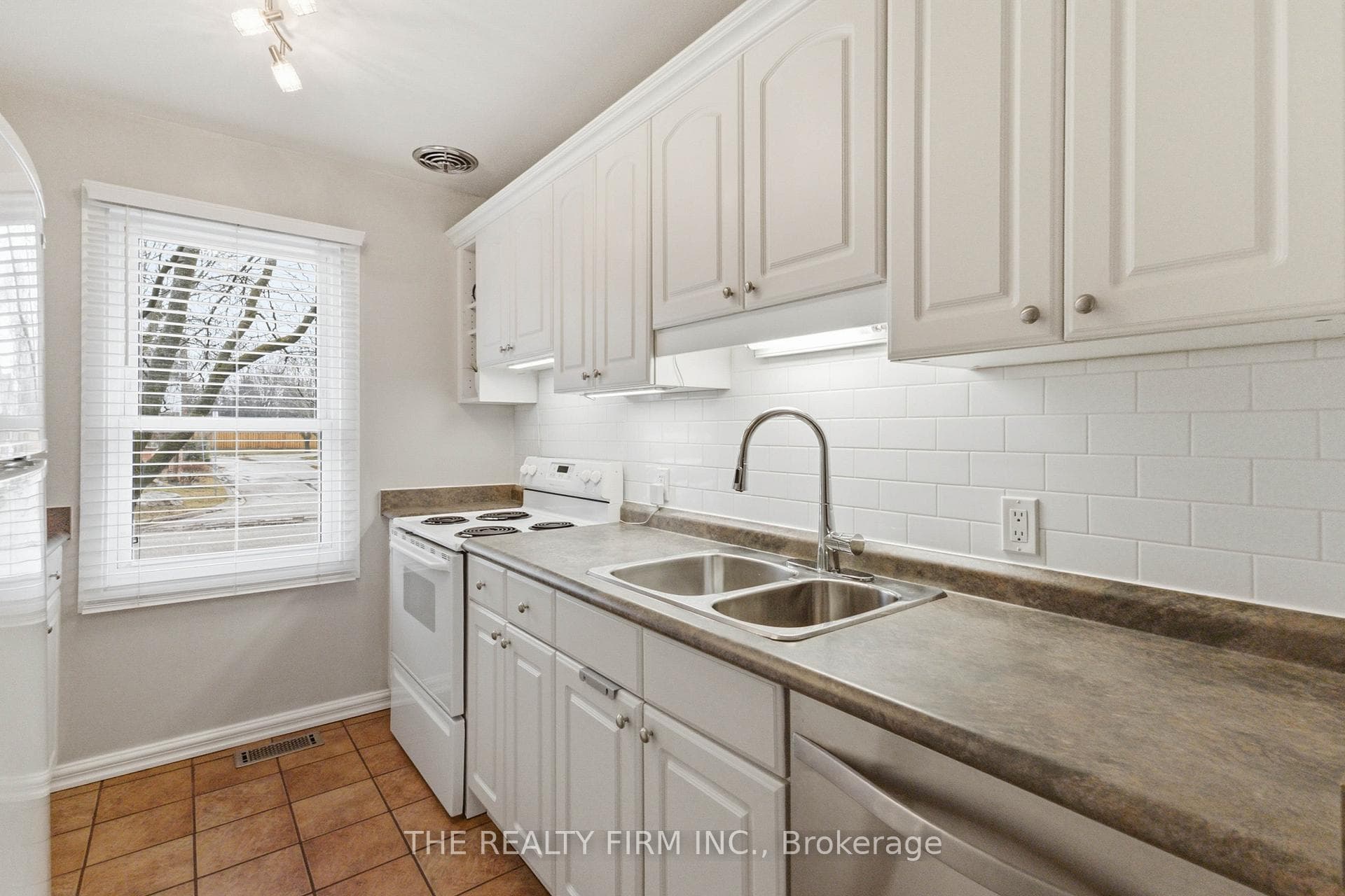 16 Homestead Crescent Unit 67 photo 19