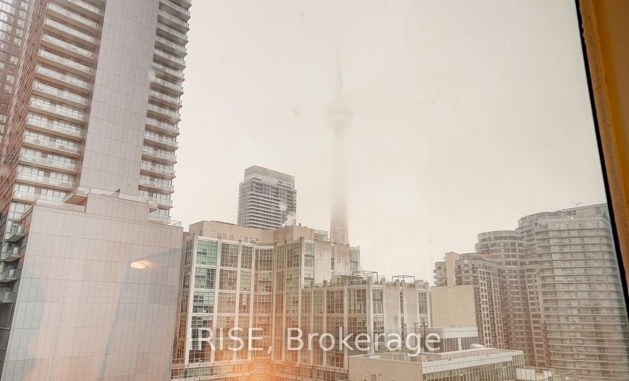 393 King Street Unit 808 photo 9