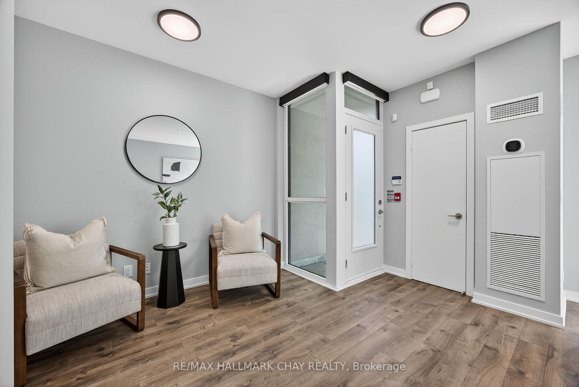 70 Lanark Avenue Unit TH3 photo 6