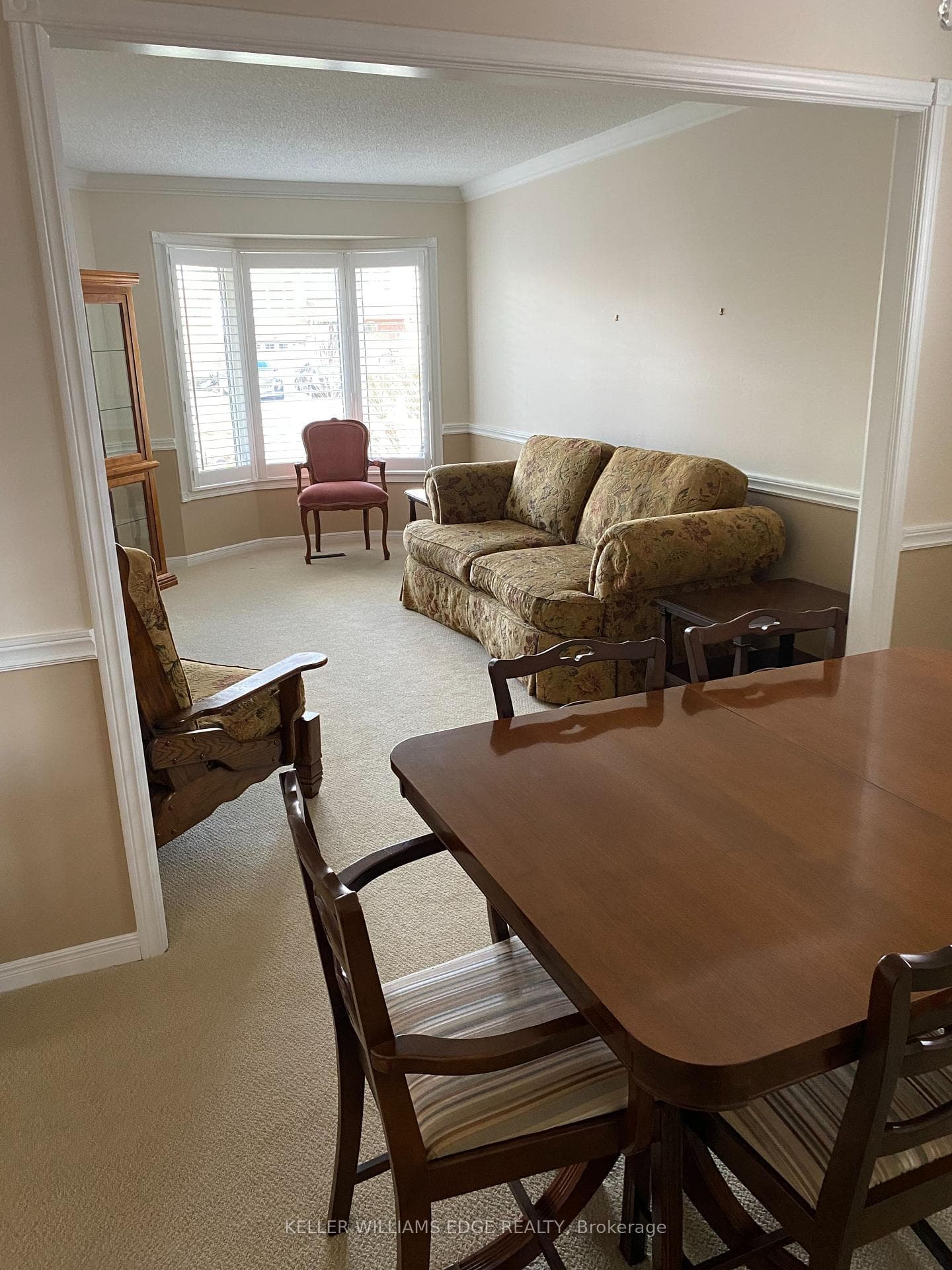 1470 Reynolds Avenue photo 16
