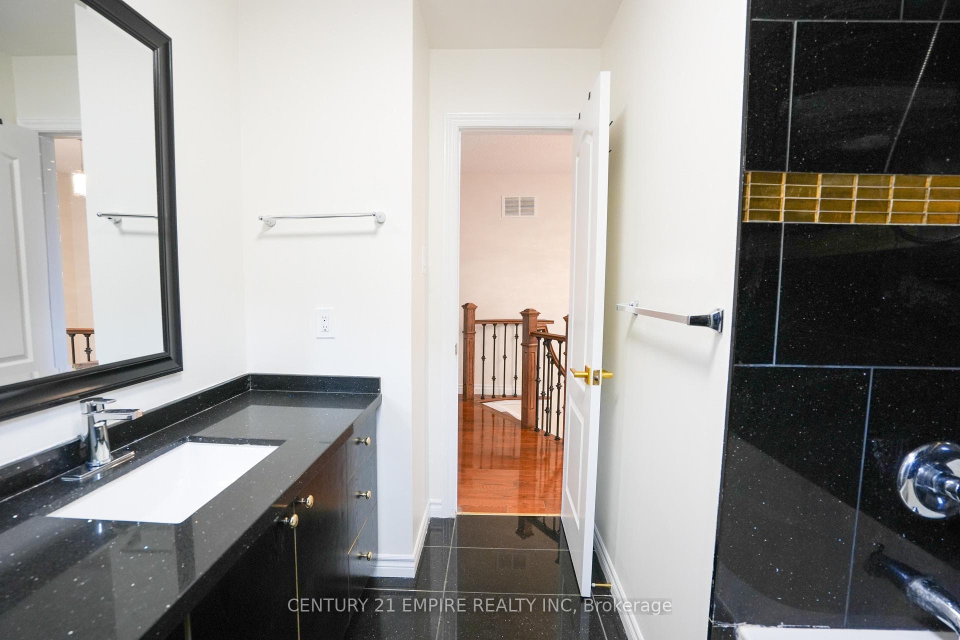 42 Parkins Drive photo 20