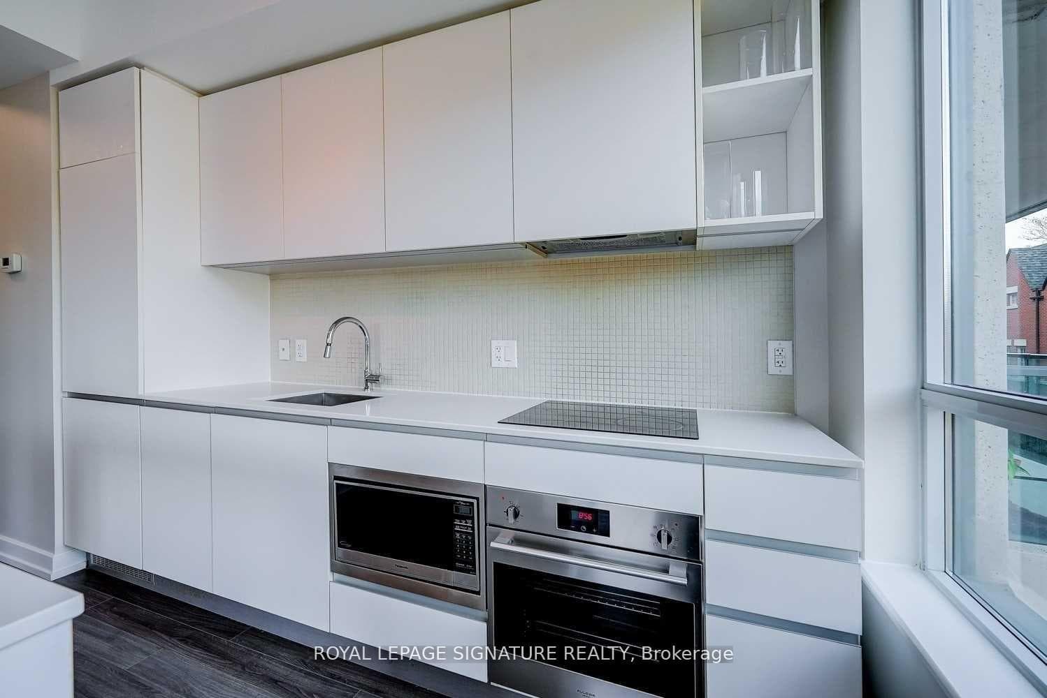 377 Madison Avenue Unit 319 photo 8