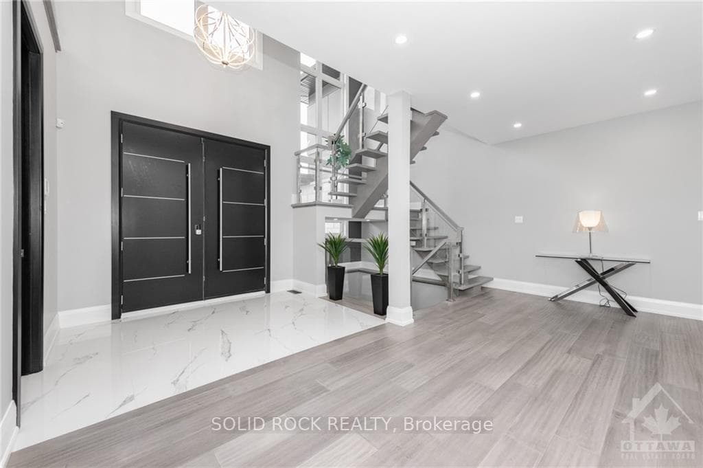 224 Roger Road photo 2