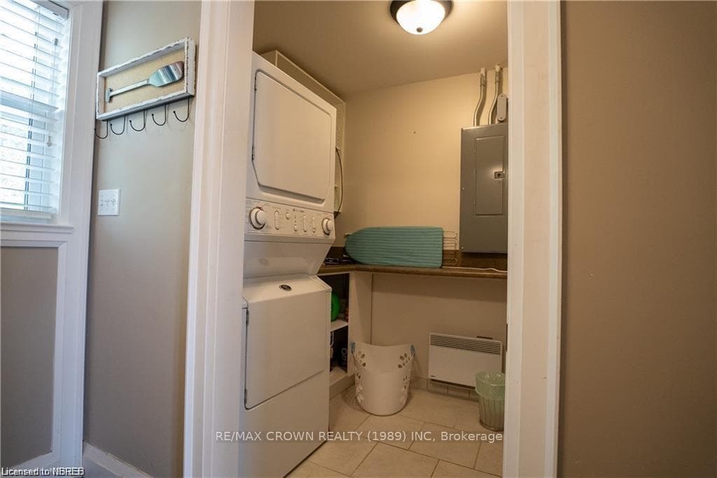 27 JOHNSON Lane photo 10