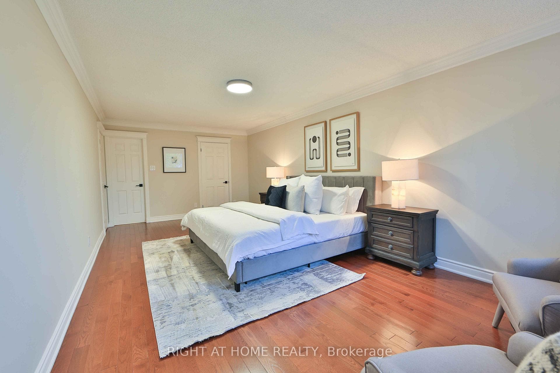 1060 Vanier Drive photo 13