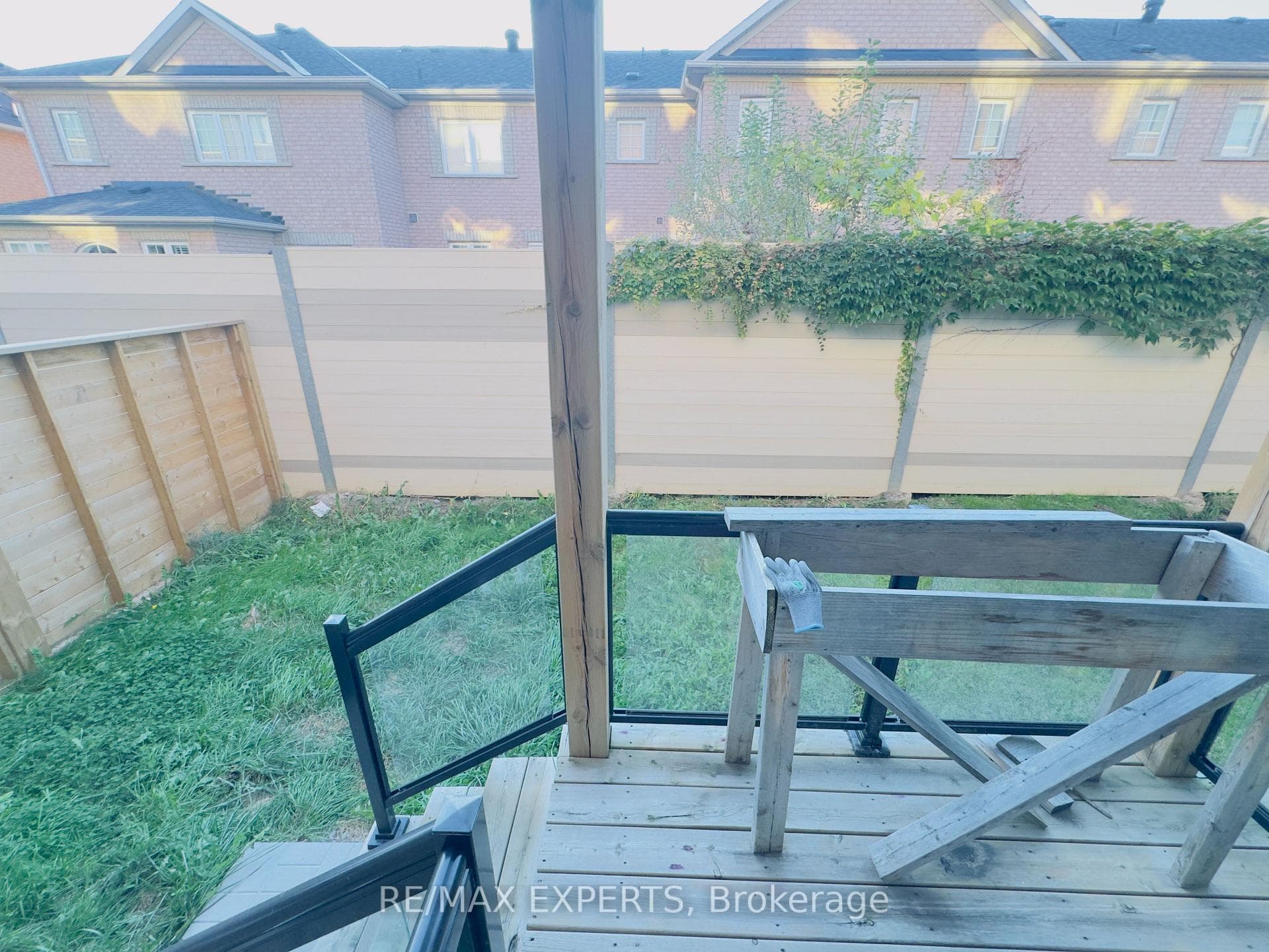 106 Pageant Avenue photo 36