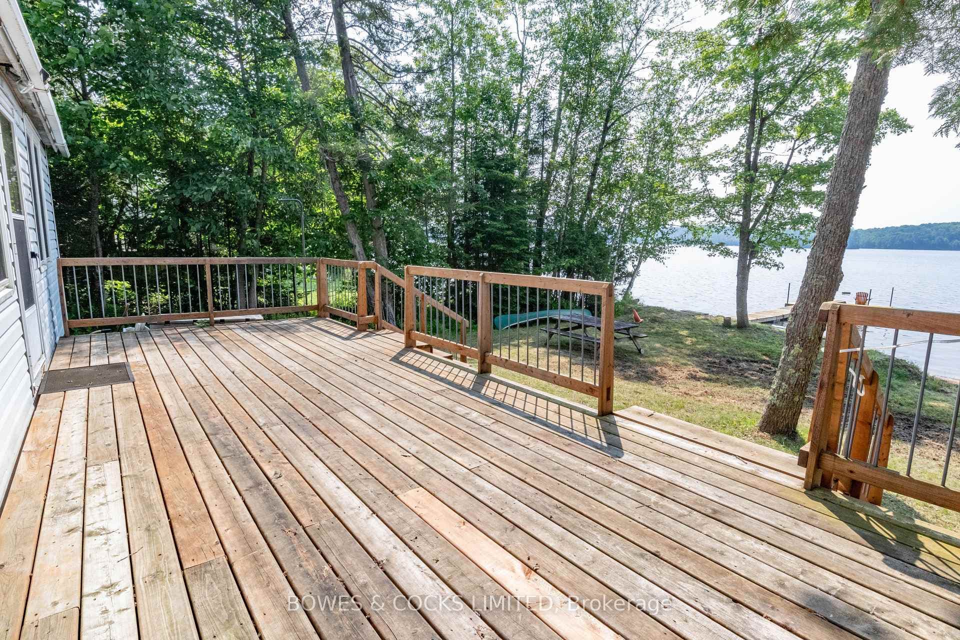 137 Beach Lane photo 24