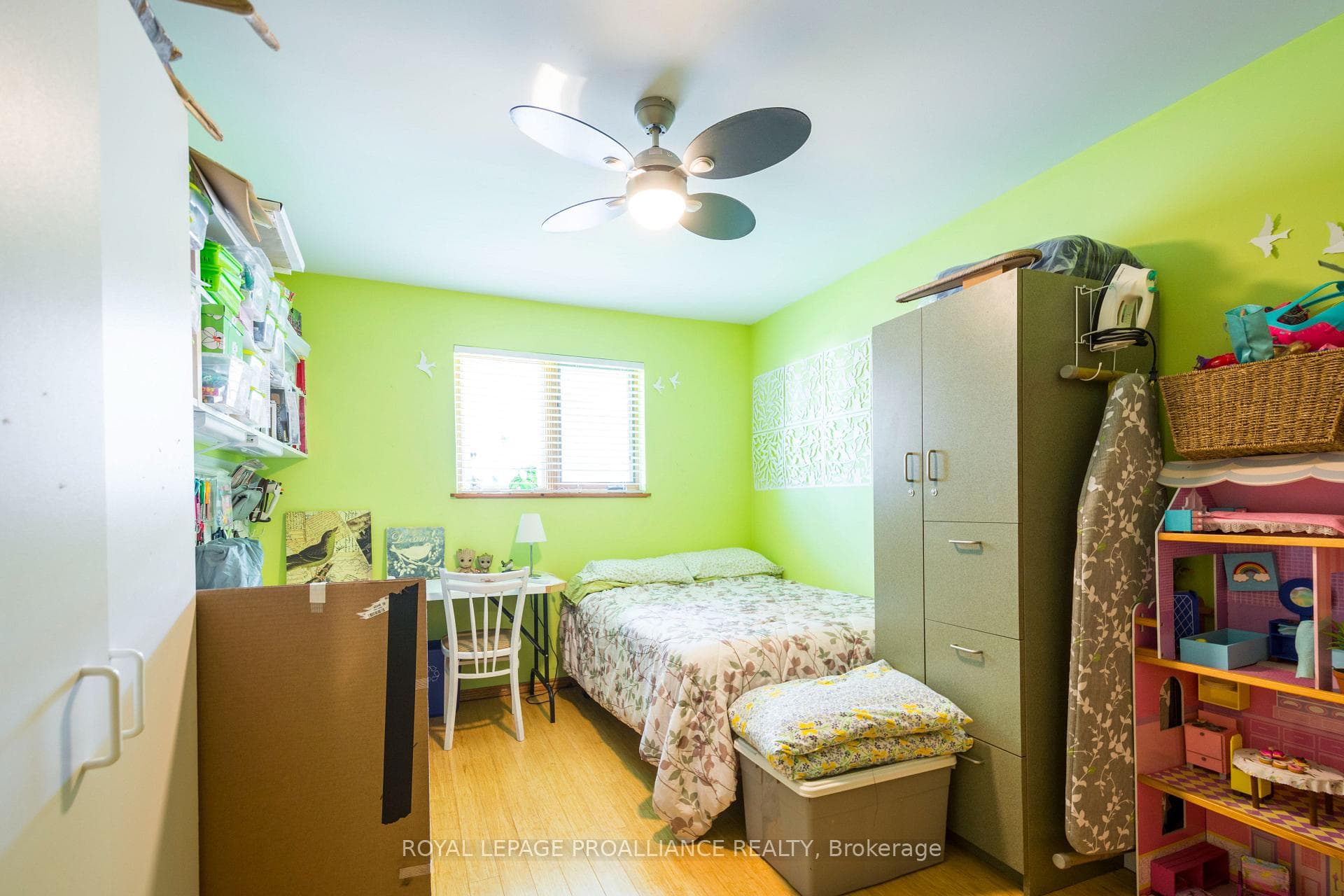 8 Catherine Crescent photo 21