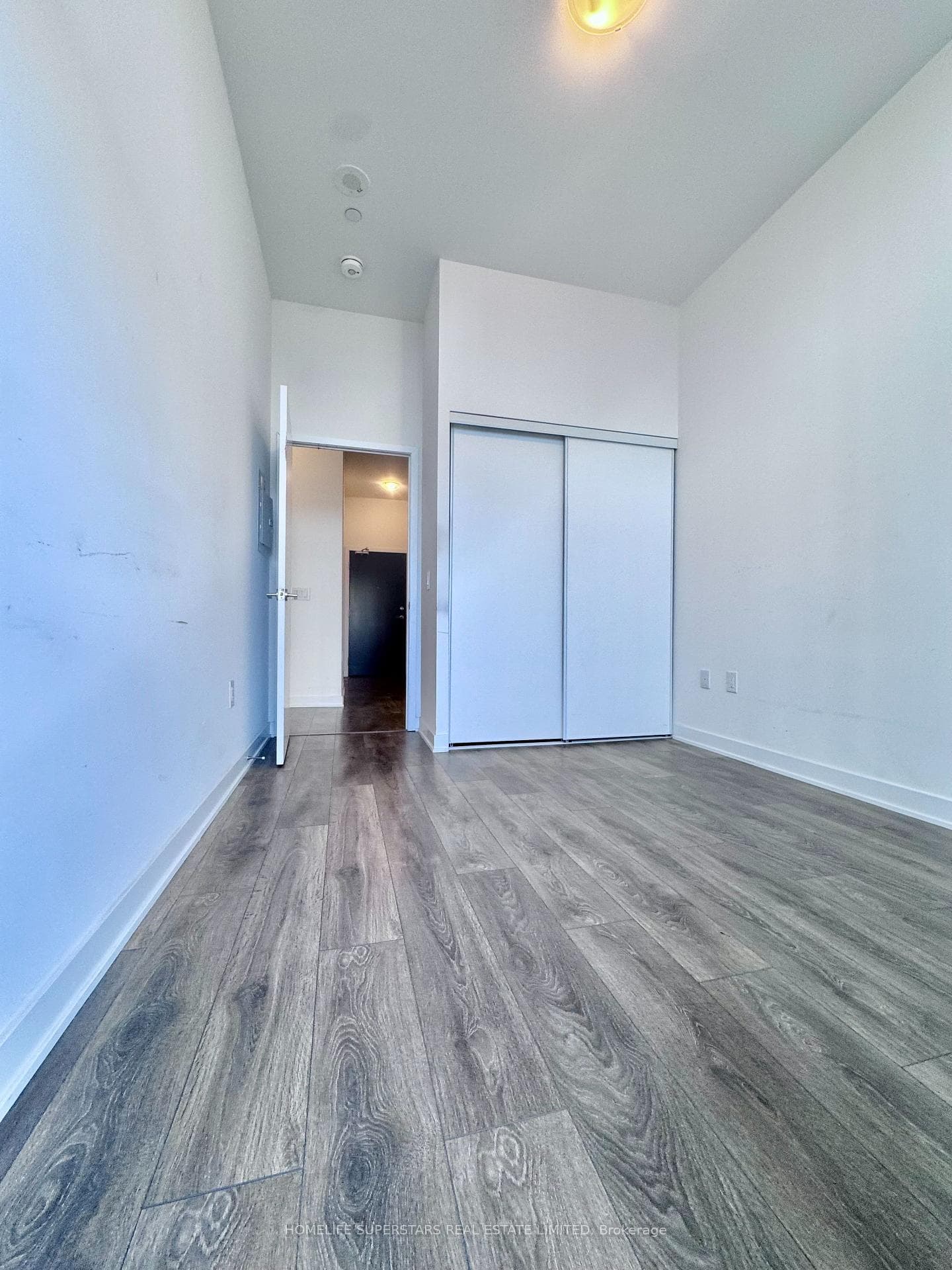 10 Honeycrisp Crescent Unit 207 photo 15