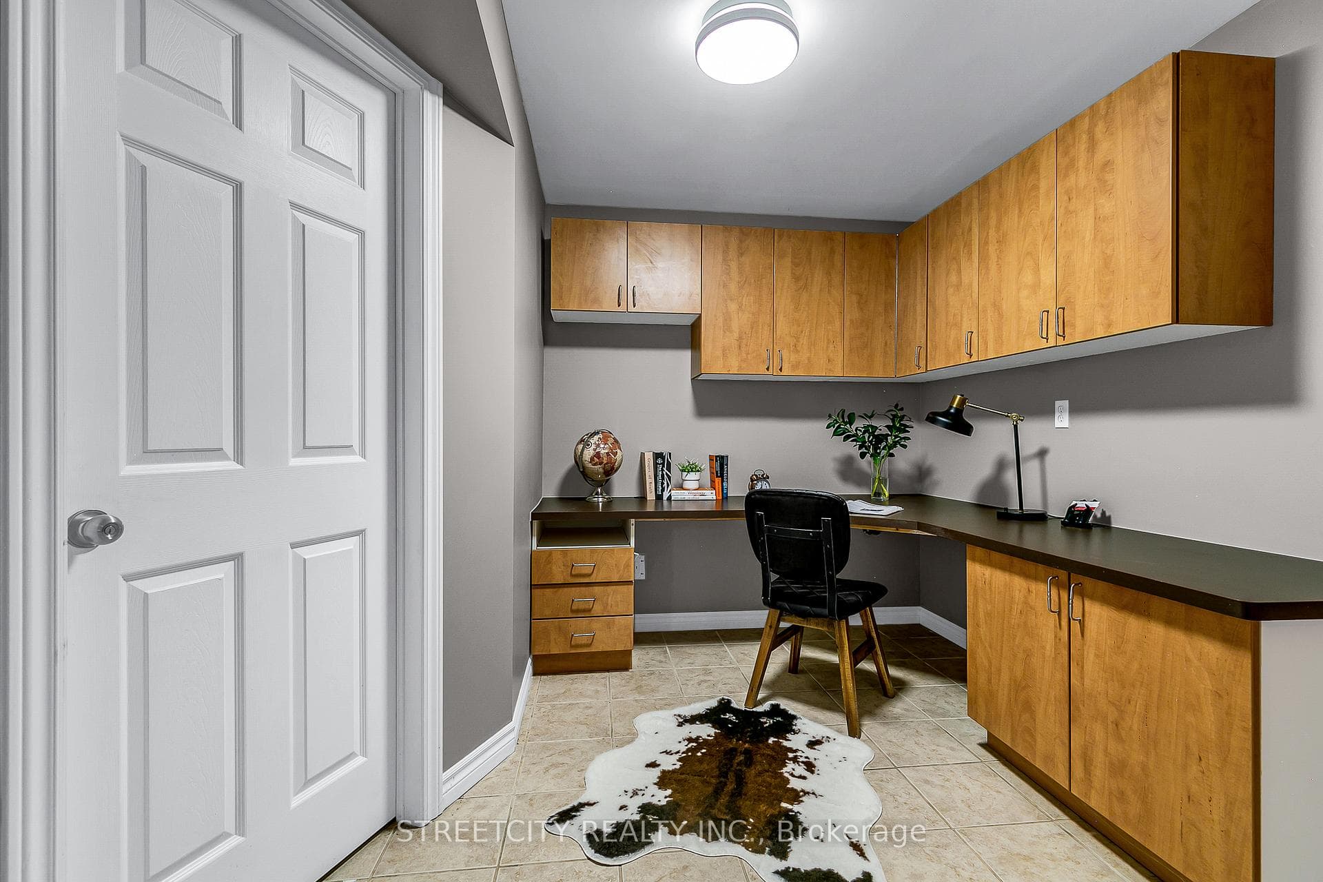 465 Jewel Street photo 25