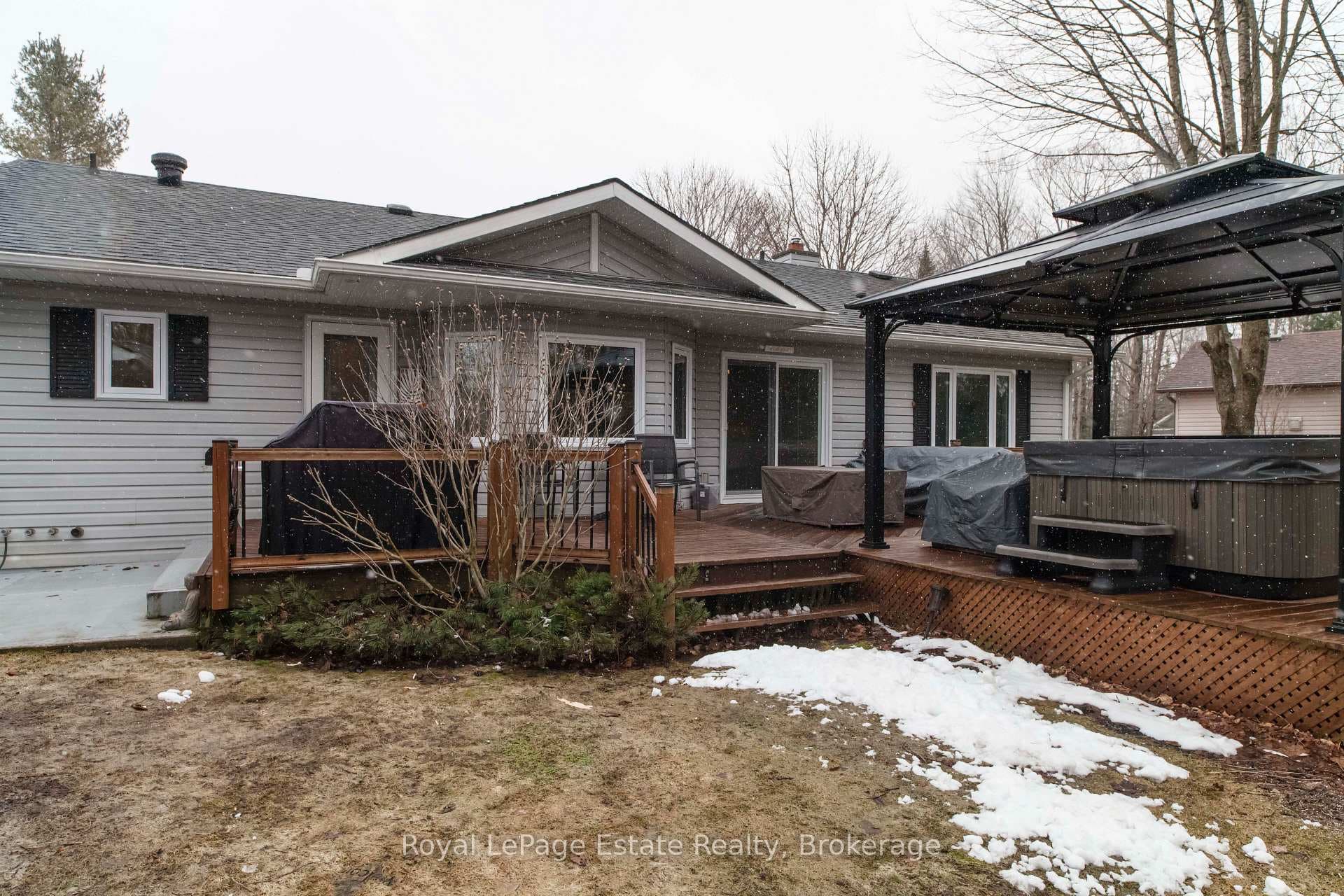 34 SAUBLE WOODS Crescent photo 37
