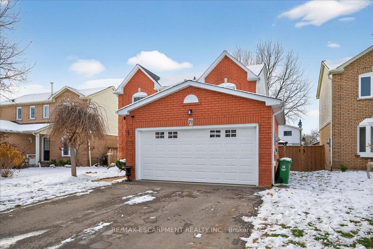 71 Royaledge Way photo 6