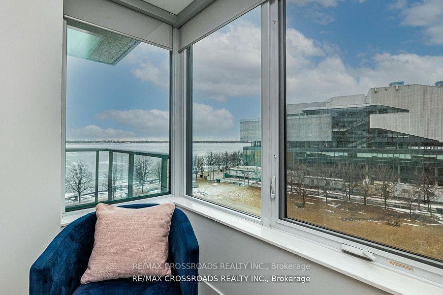 55 Merchants' Wharf Way Unit 531 photo 26