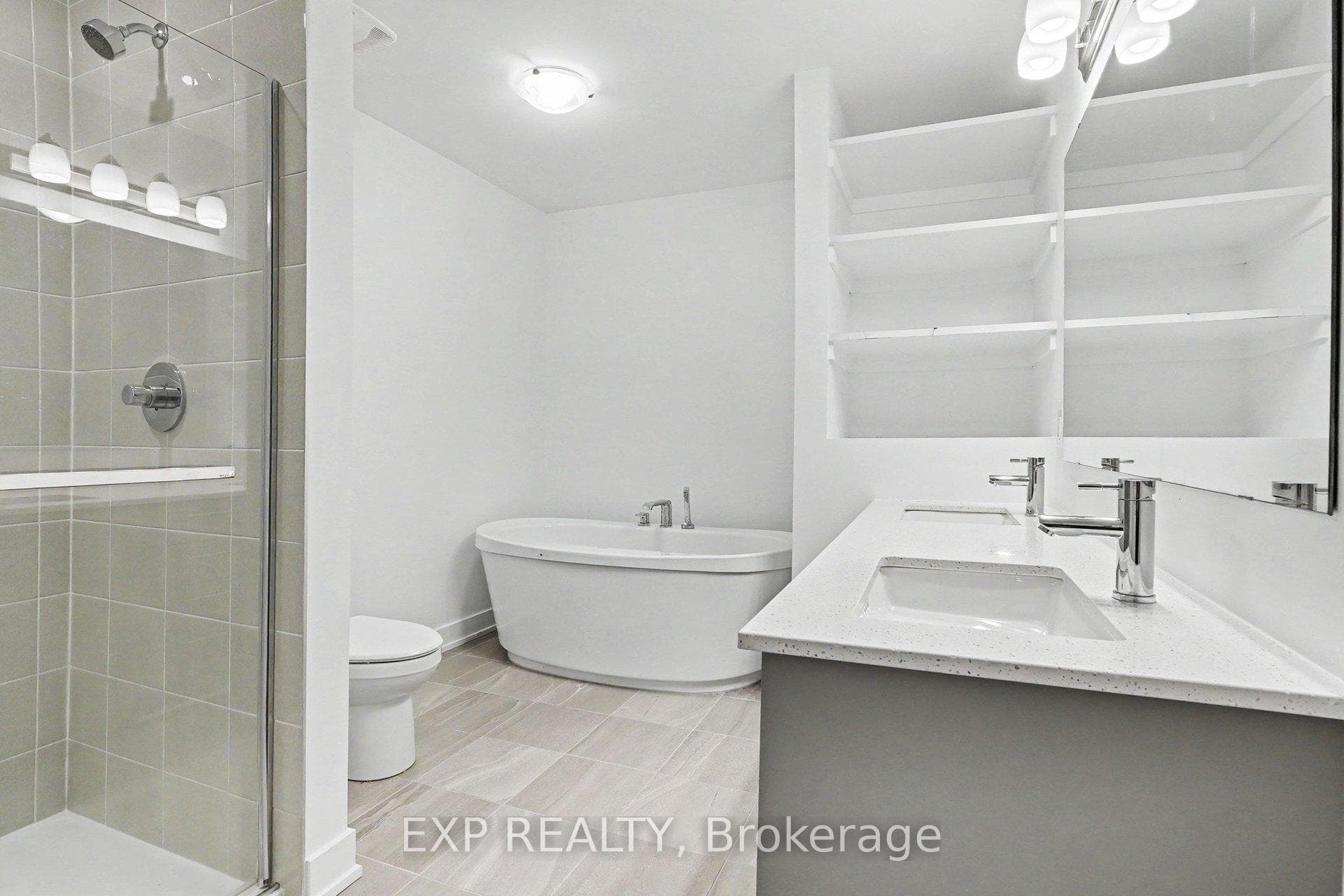 27 Moosonee Crescent photo 20