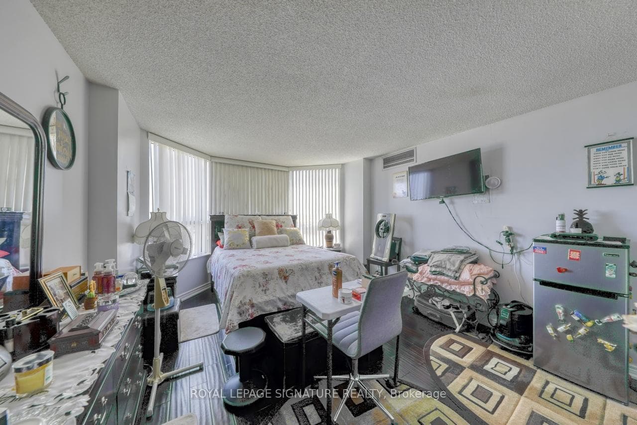 6 Humberline Drive Unit 904 photo 29