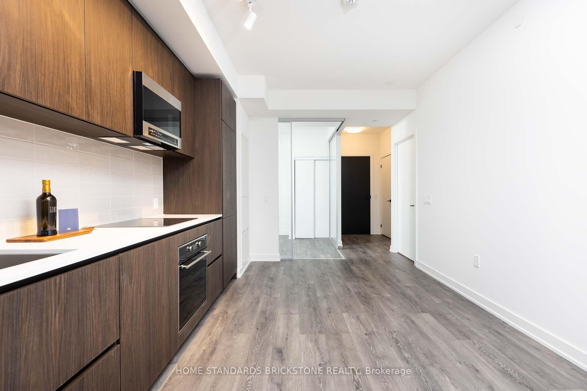 117 Broadway Avenue Unit 1105 photo 16