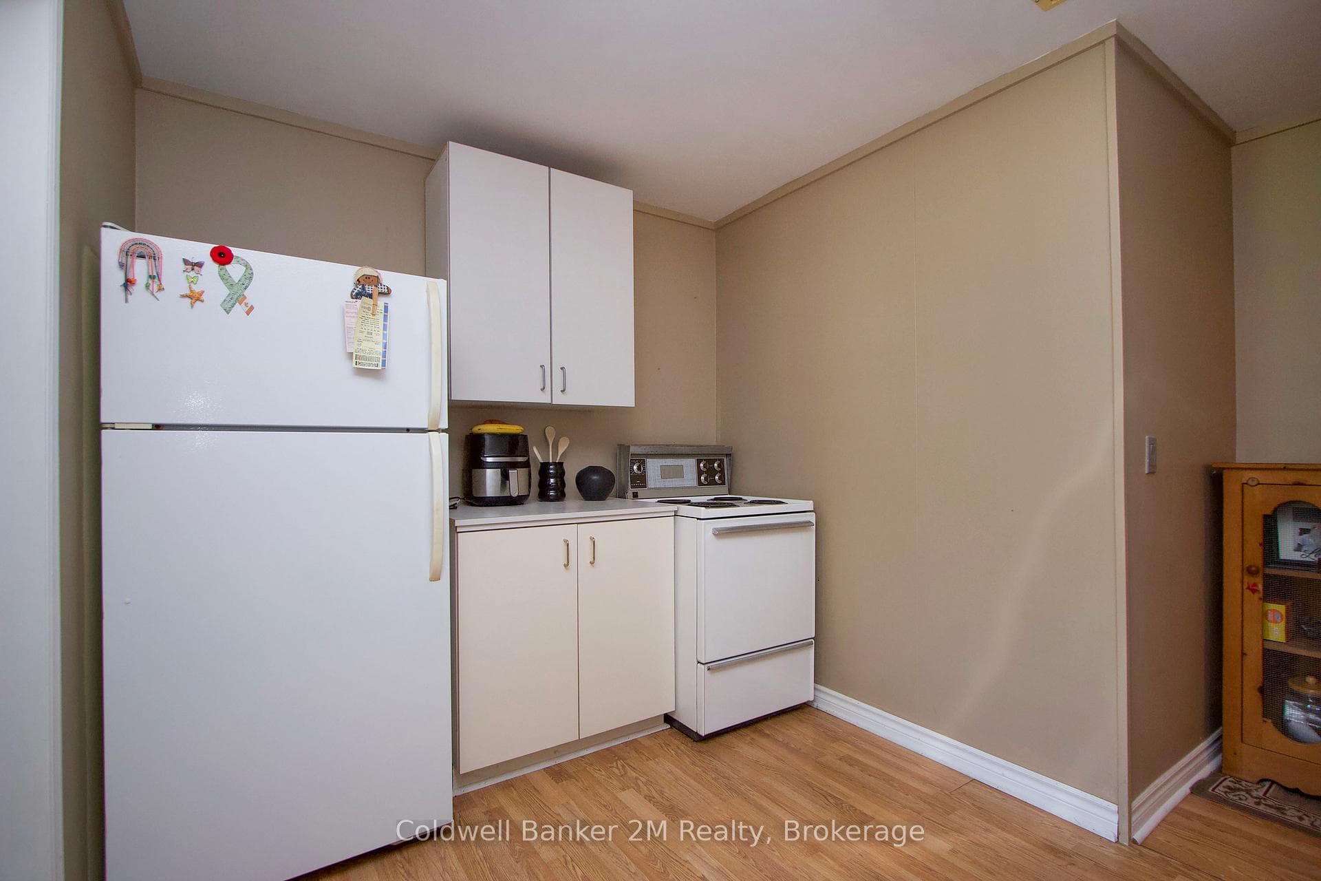 2890 Church Street photo 24