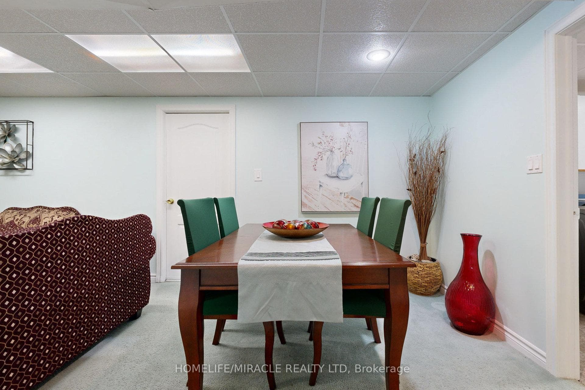 743 Law Street photo 23