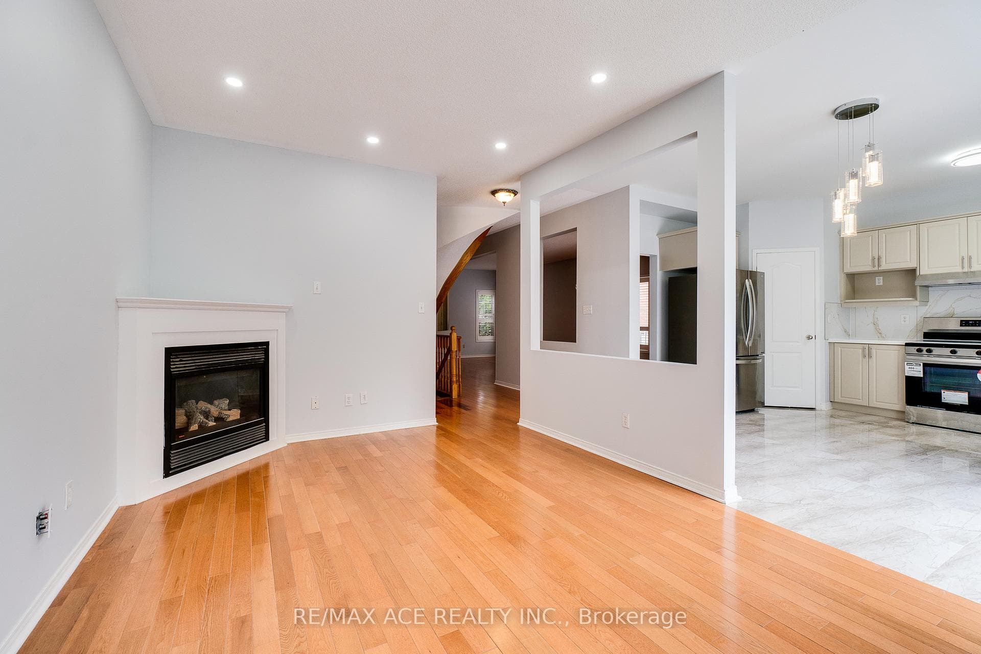 14 Castleford Drive photo 13