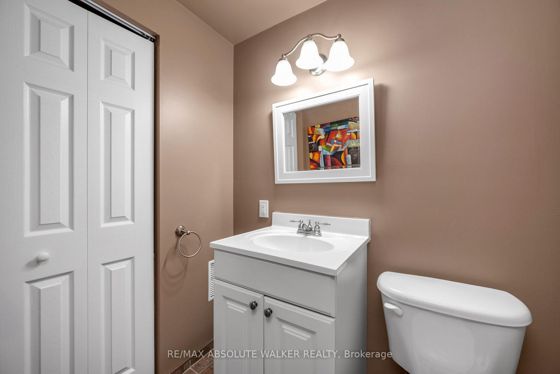 1849 Montereau Avenue photo 44