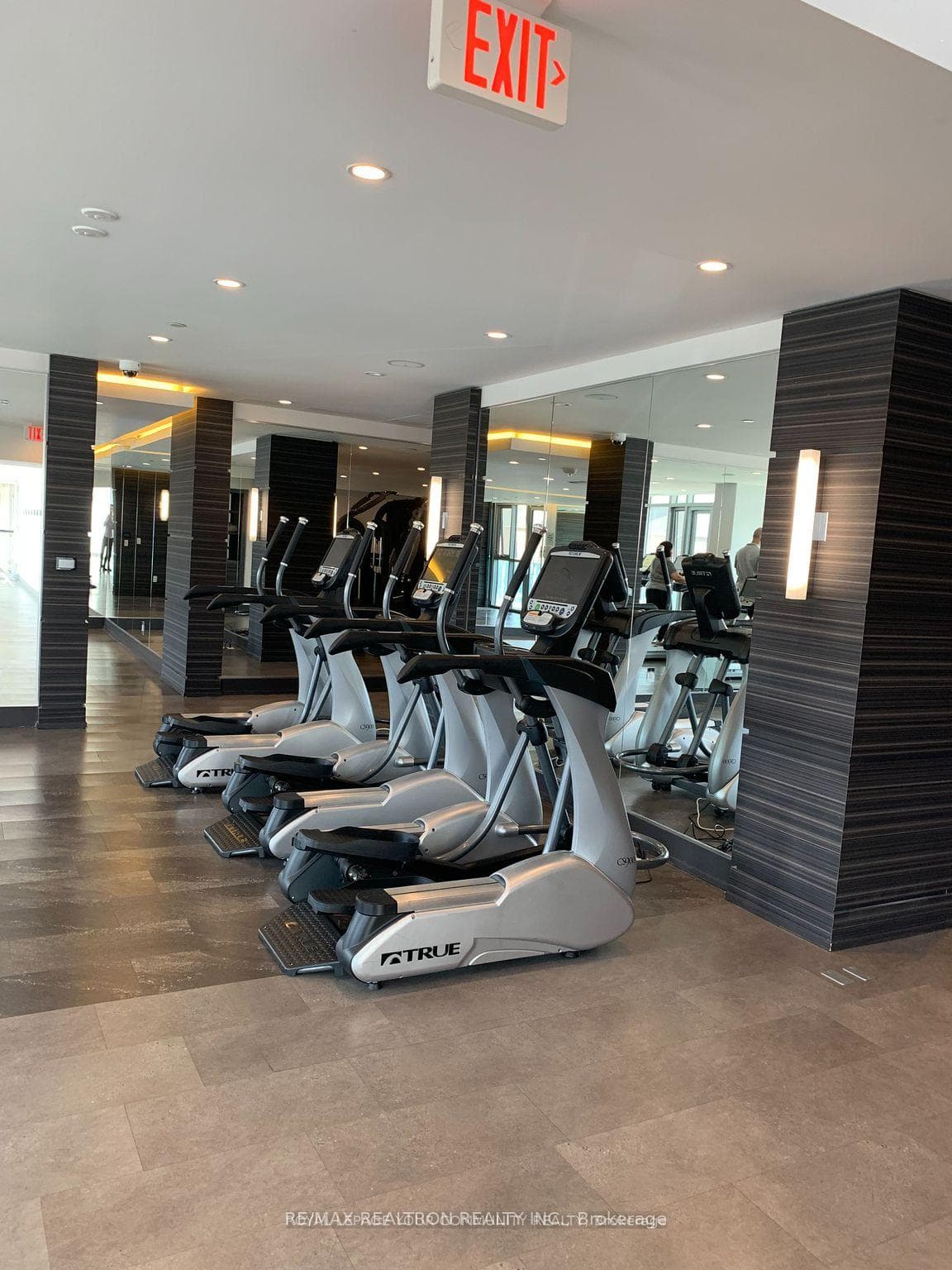 9471 Yonge Street Unit 1206 photo 25