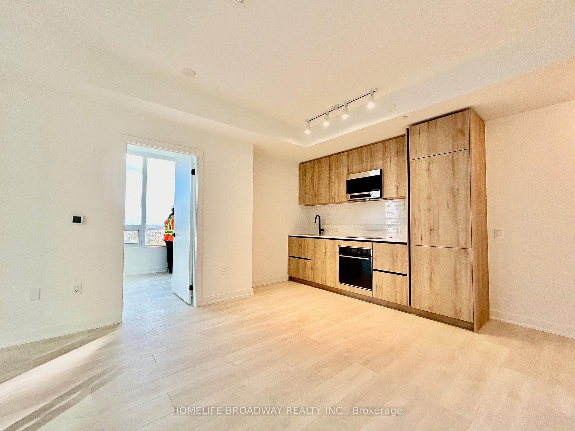 127 Broadway Avenue Unit 2309S photo 8