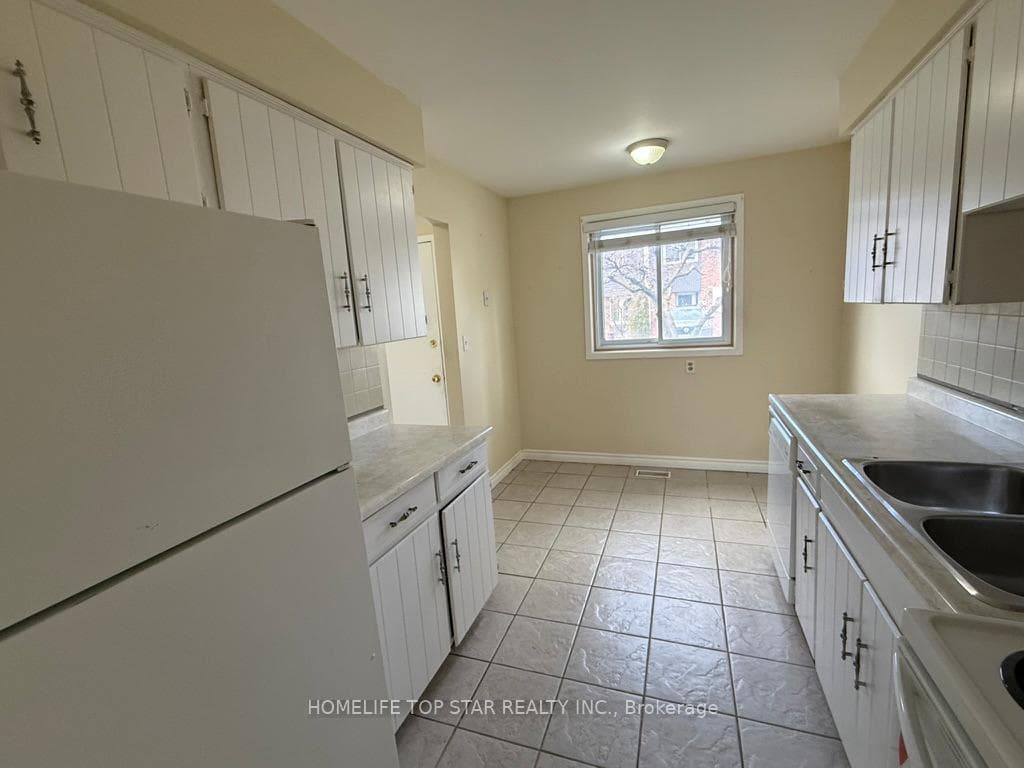 77 Linwell Road Unit 89 photo 17