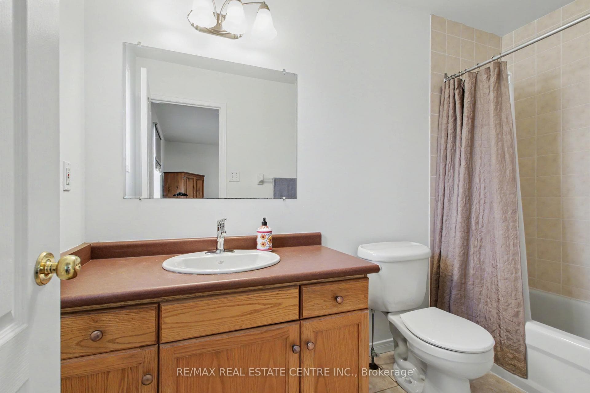 440 Front Street photo 16