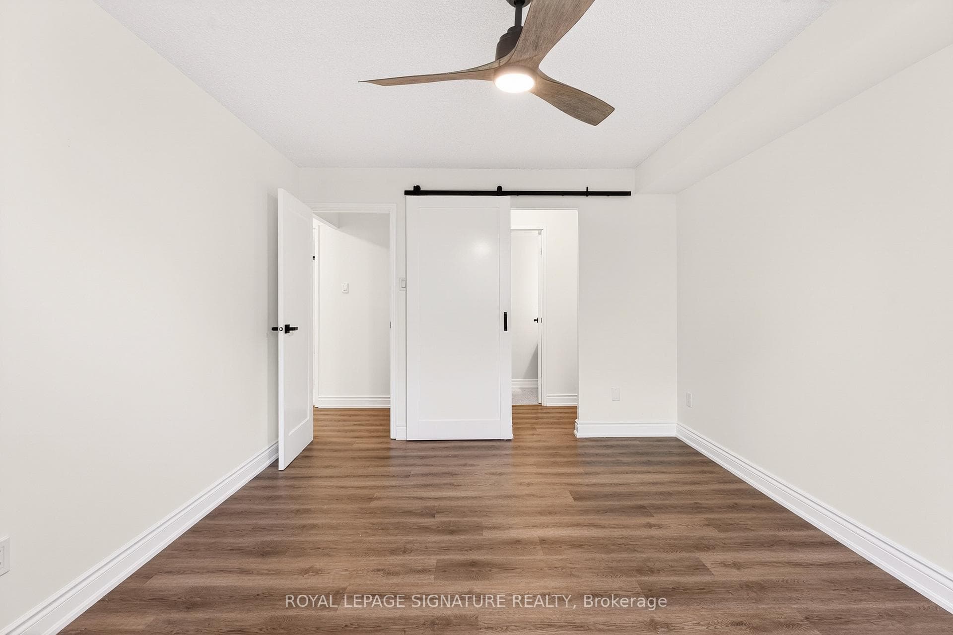 60 Inverlochy Boulevard Unit 309 photo 15