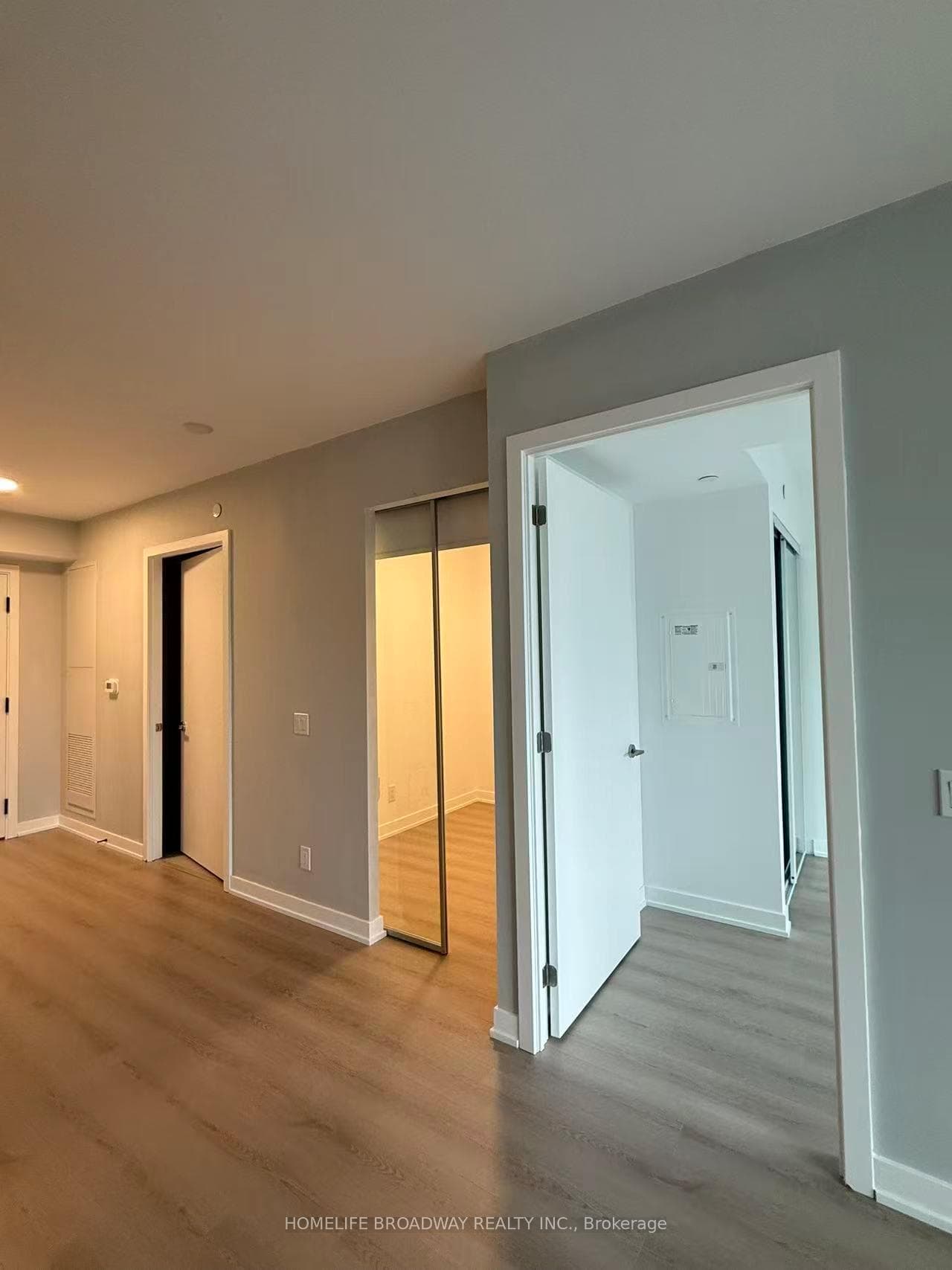 100 Queen Street Unit 2107 photo 12