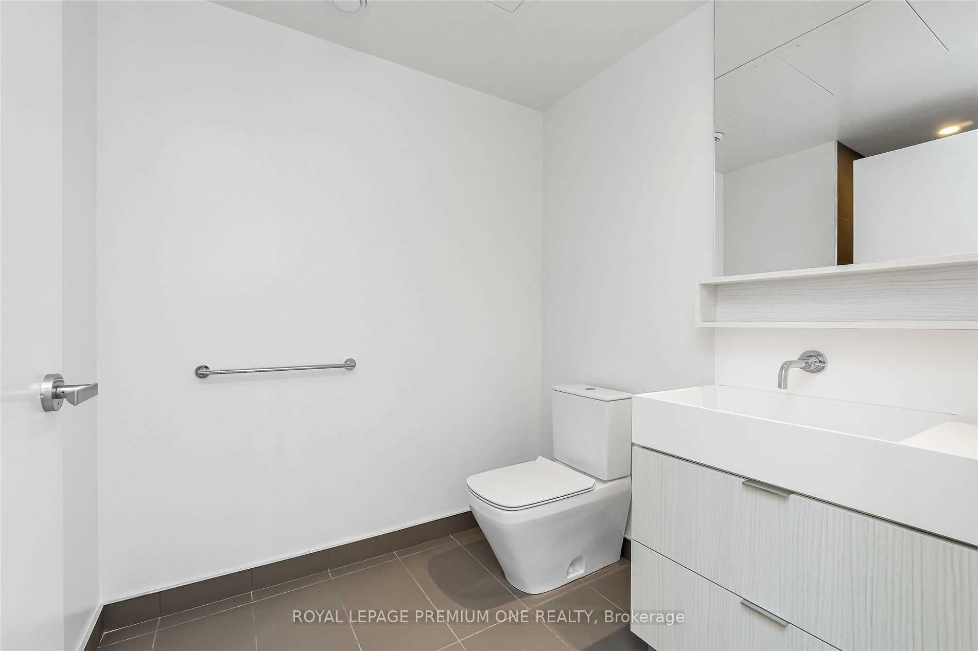 5 Soudan Avenue Unit 2811 photo 12
