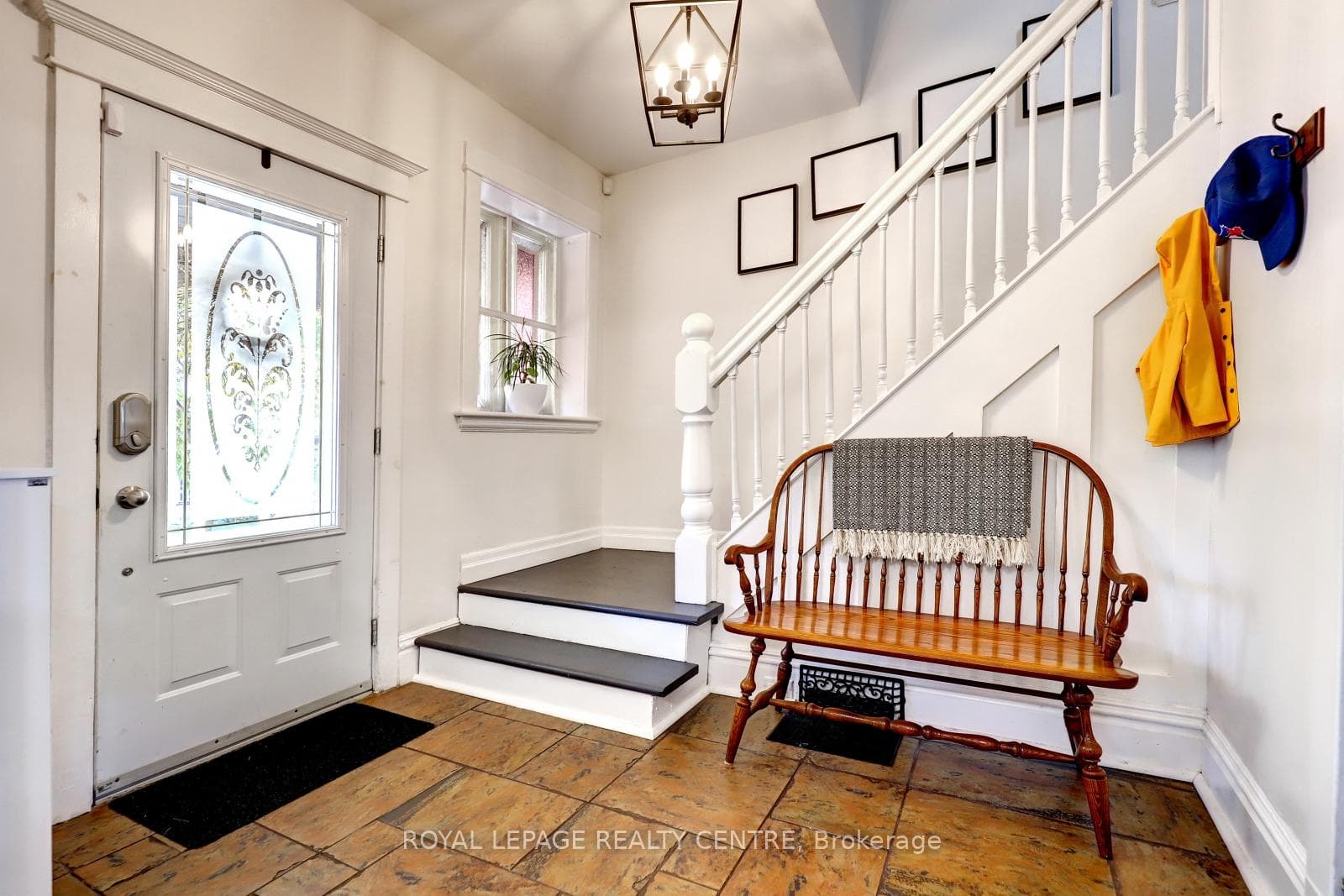 91 Burris Street photo 4