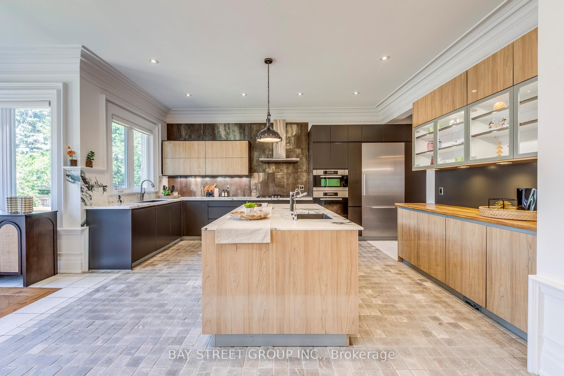 132 Crestwood Road photo 20