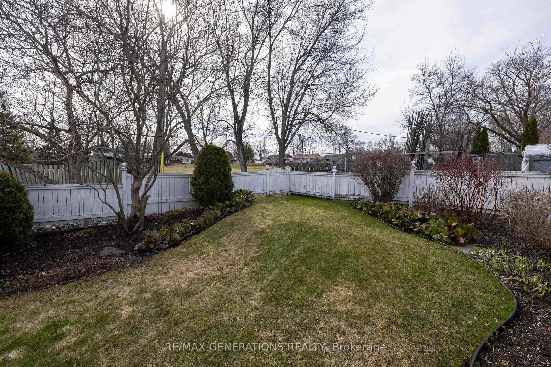 157 Windsor Street photo 33