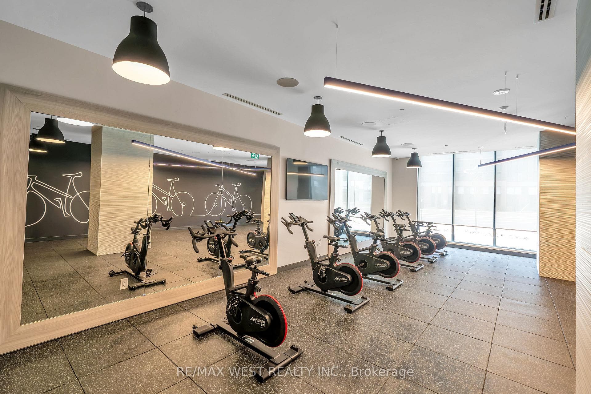 2545 Simcoe Street Unit 2020 photo 24