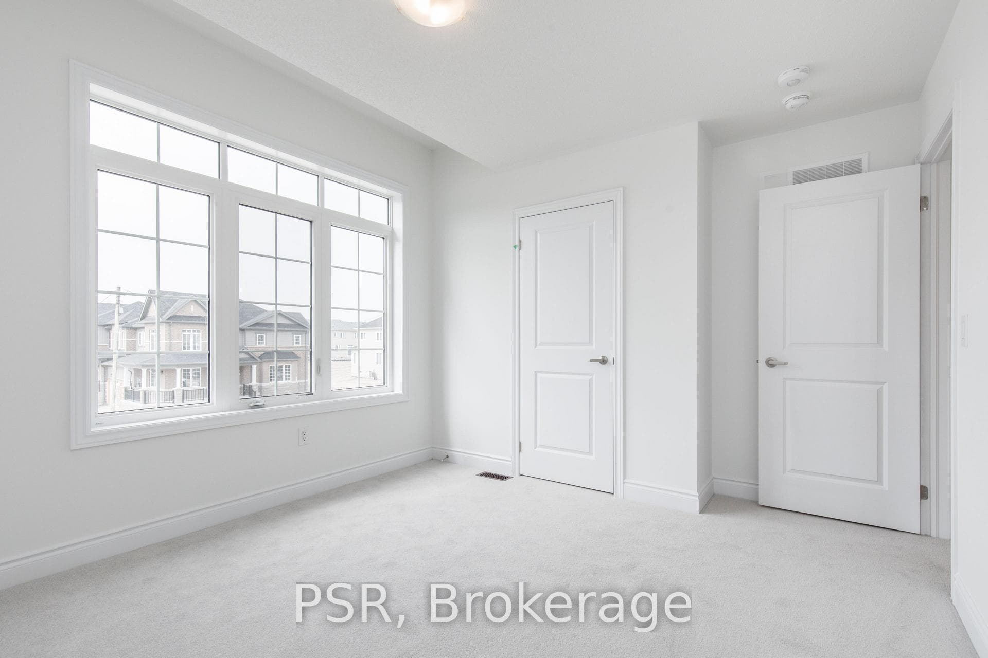 39 Stately Drive photo 36
