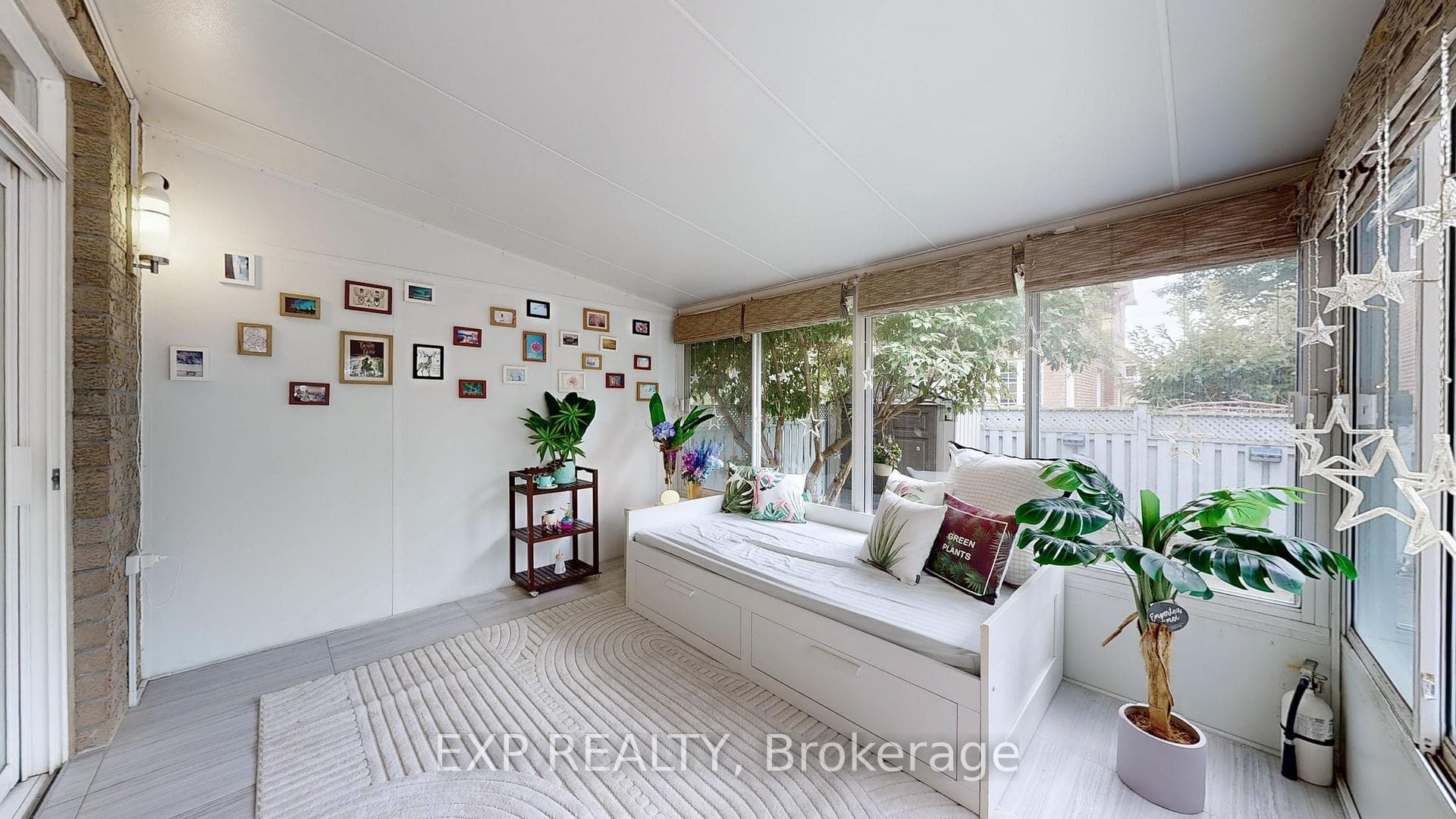 3 season studio sunroom w window, roof, electrical