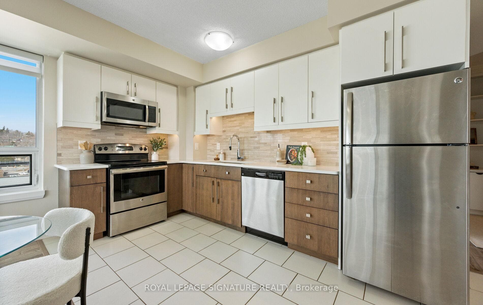 53 Arthur Street Unit 706 photo 10