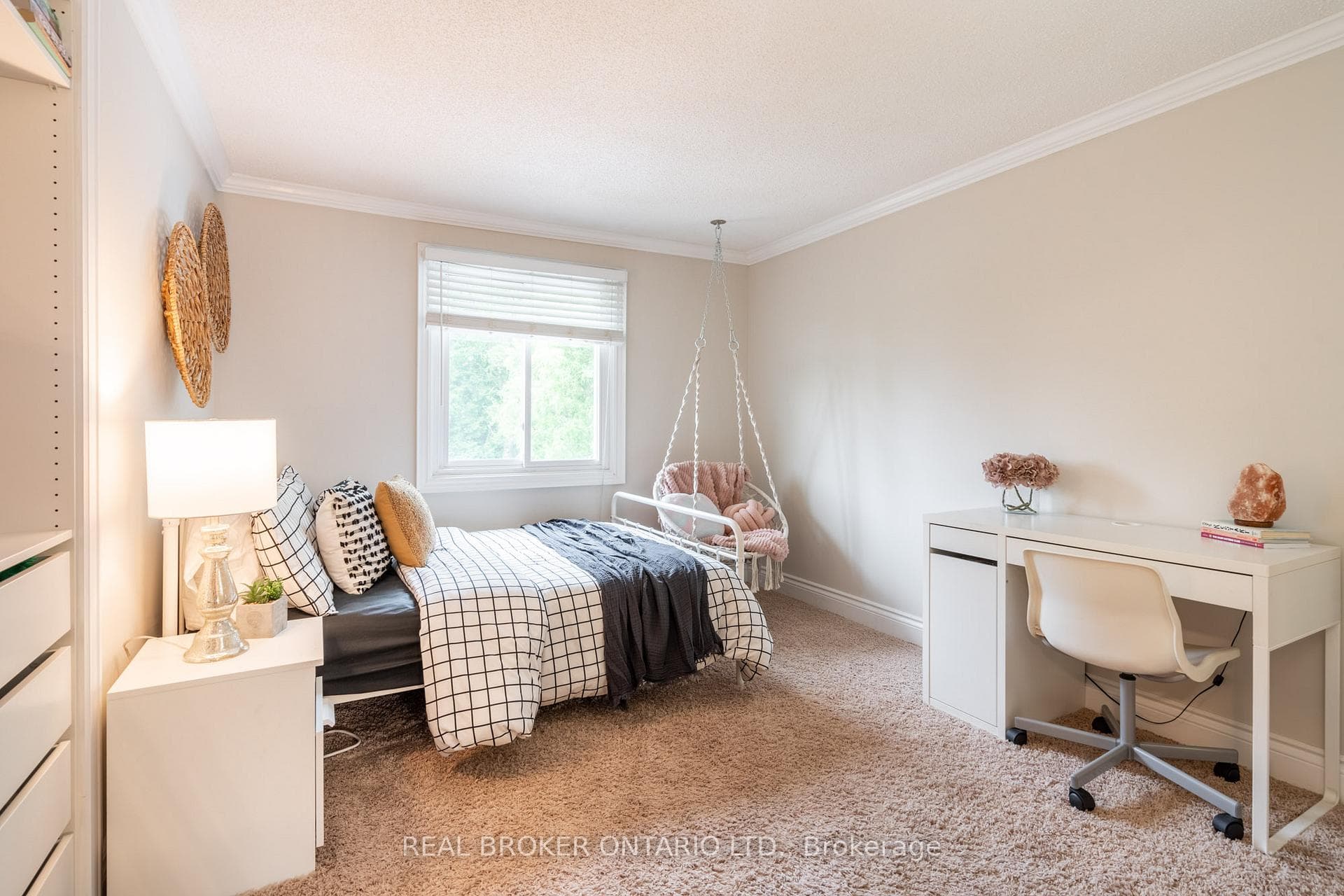 6 Forestview Drive photo 19