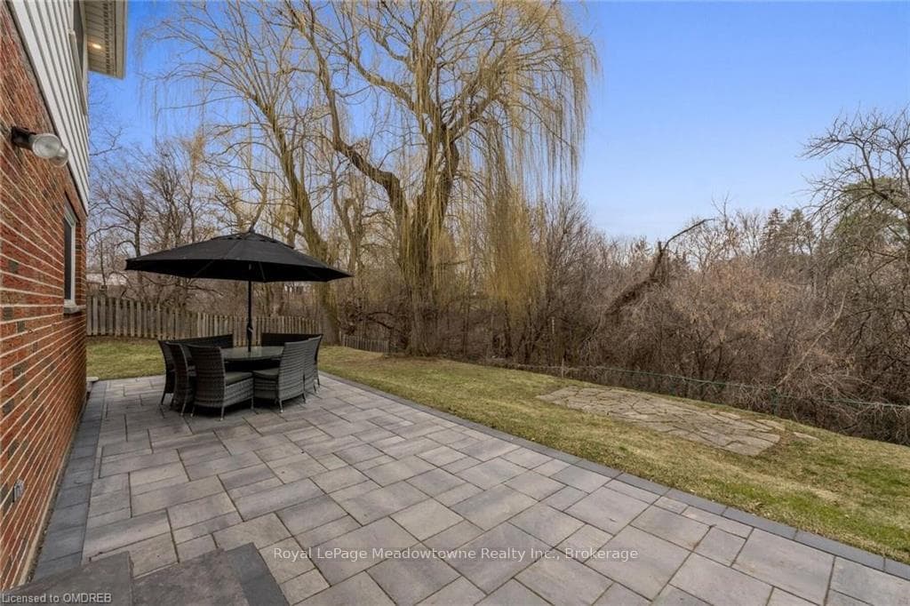 48 REGAN Crescent photo 42