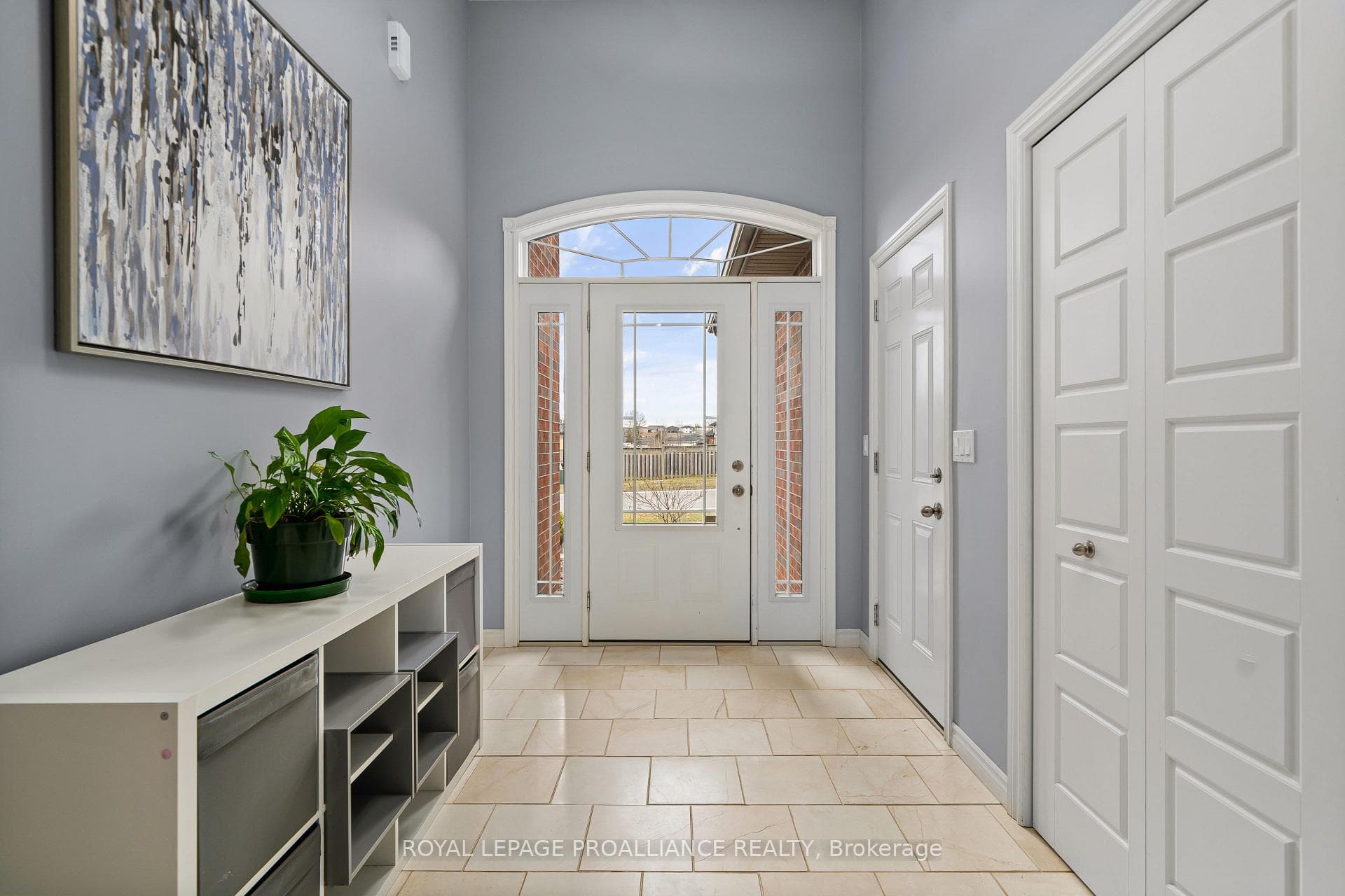 32 ROSEWOOD Drive photo 3