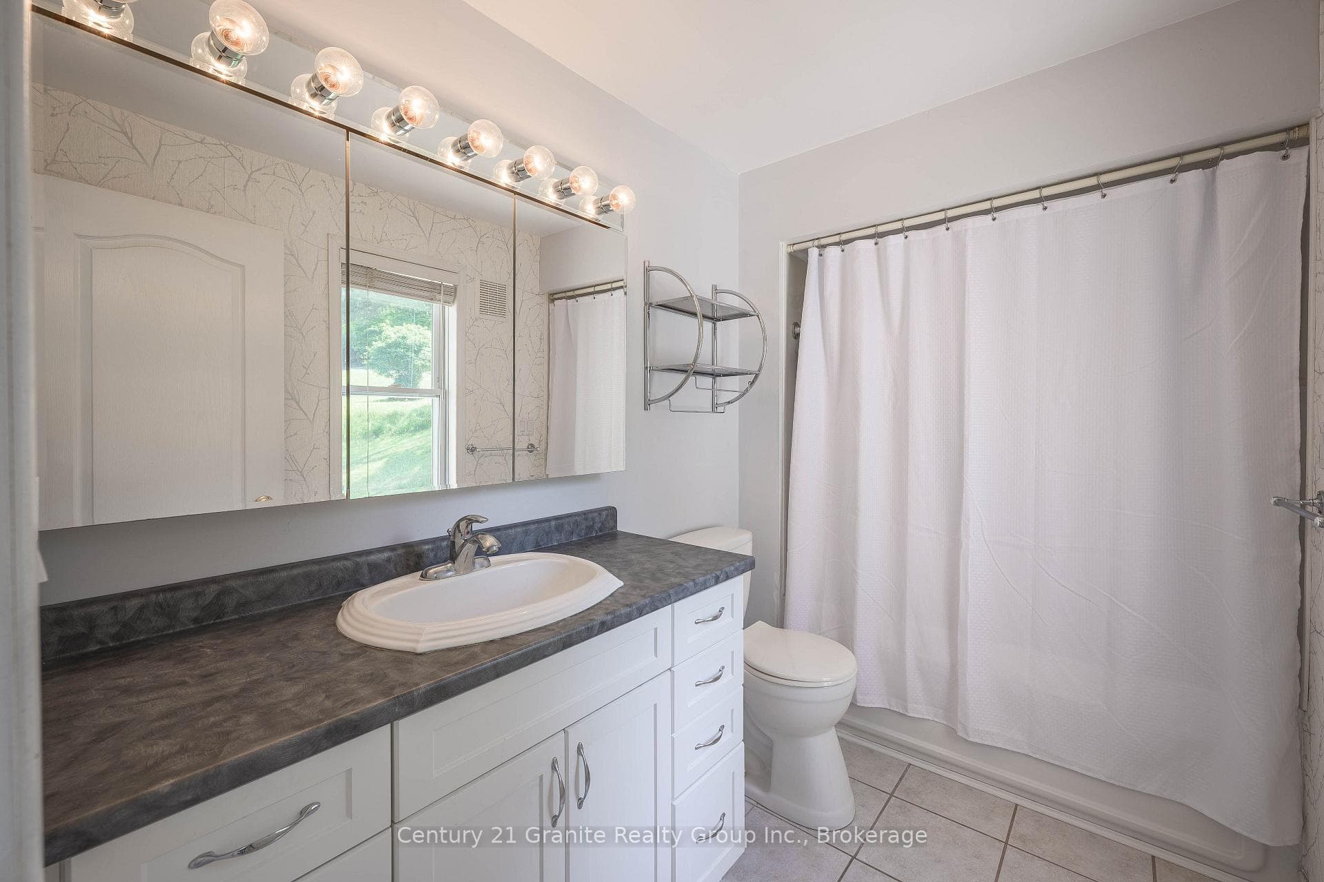 7177 Gelert Road photo 23
