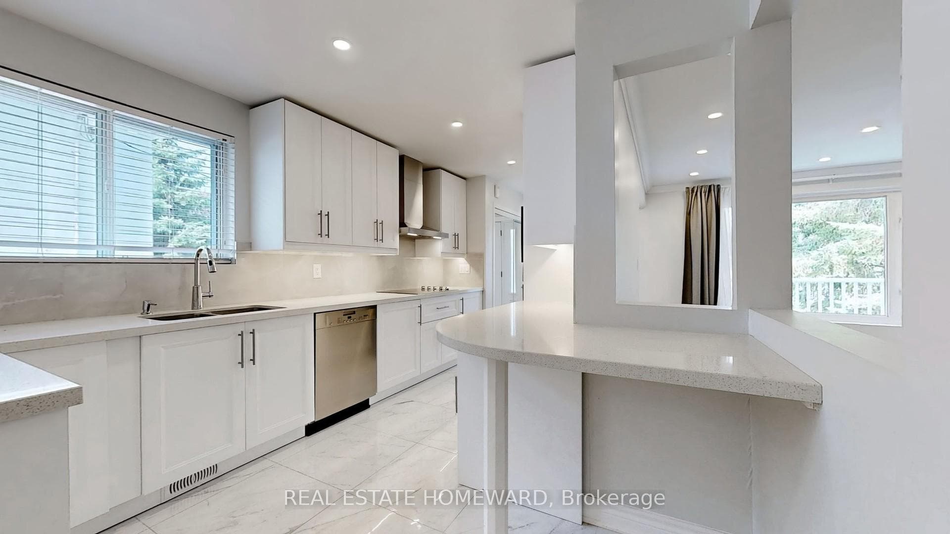 635 Mountview Place Unit Main photo 14