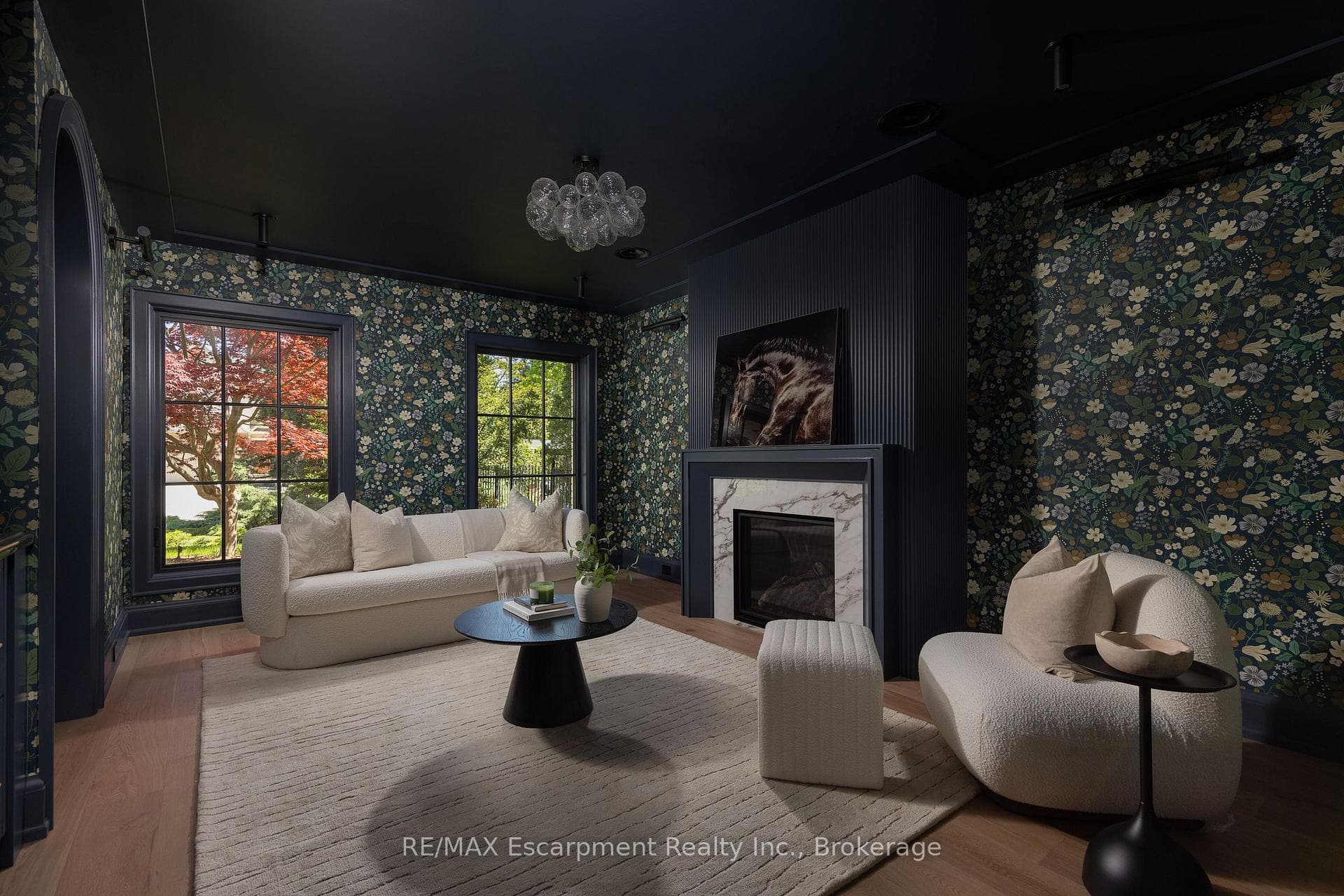 130 Edgecliffe Place photo 16