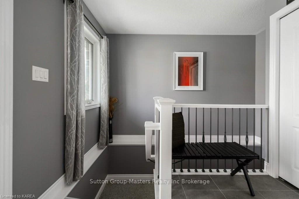 1433 KENDAL AVENUE Avenue photo 27