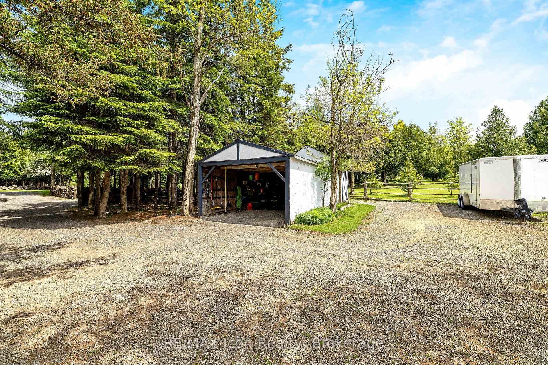 10-acre rural estate