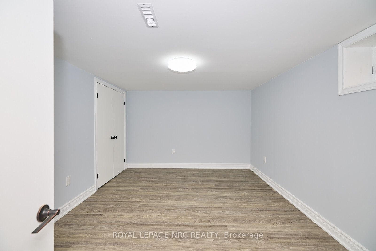 36 Valerie Drive photo 29